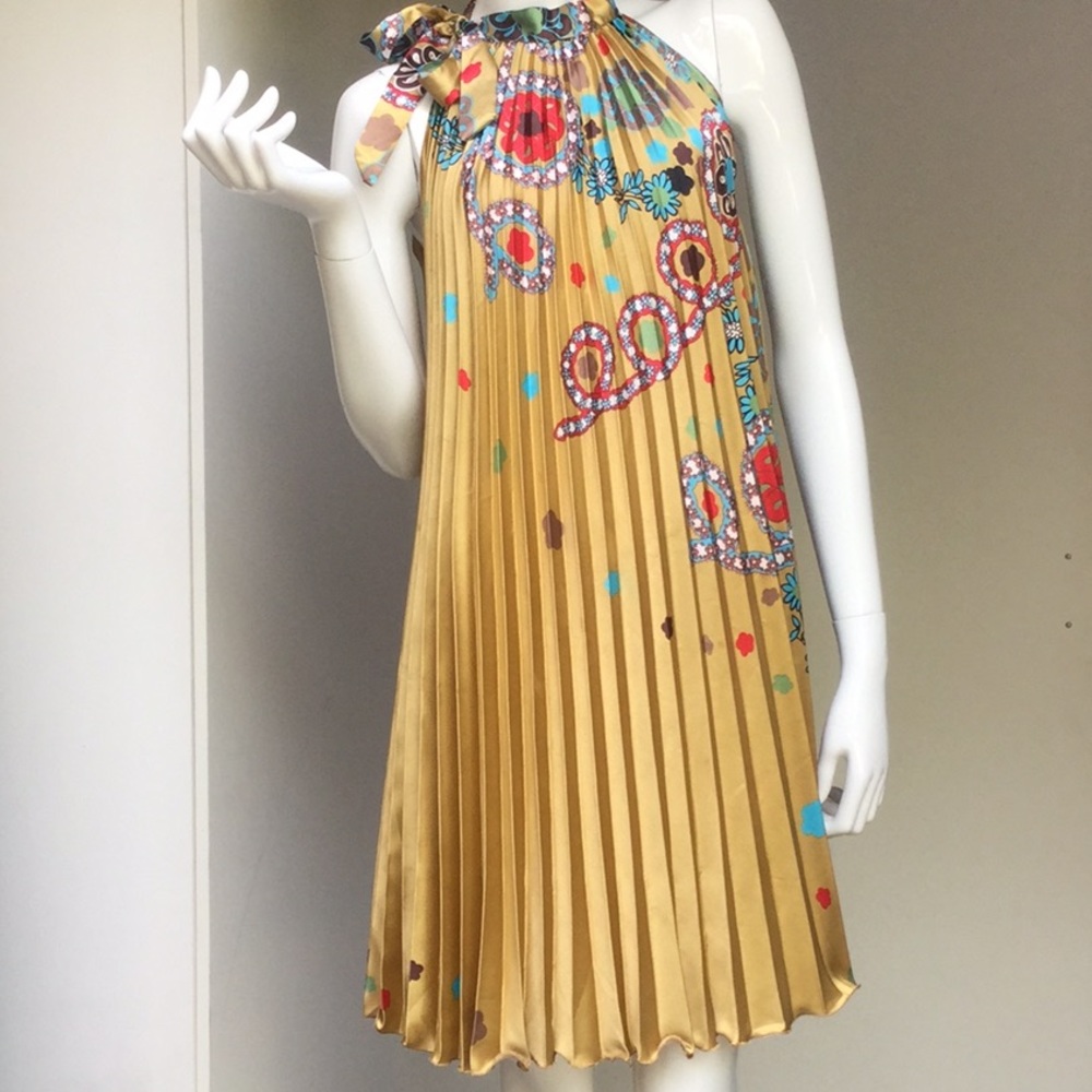 Fabulous fly-away dress